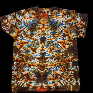 Gildan size Large L Tie Dye Tshirt